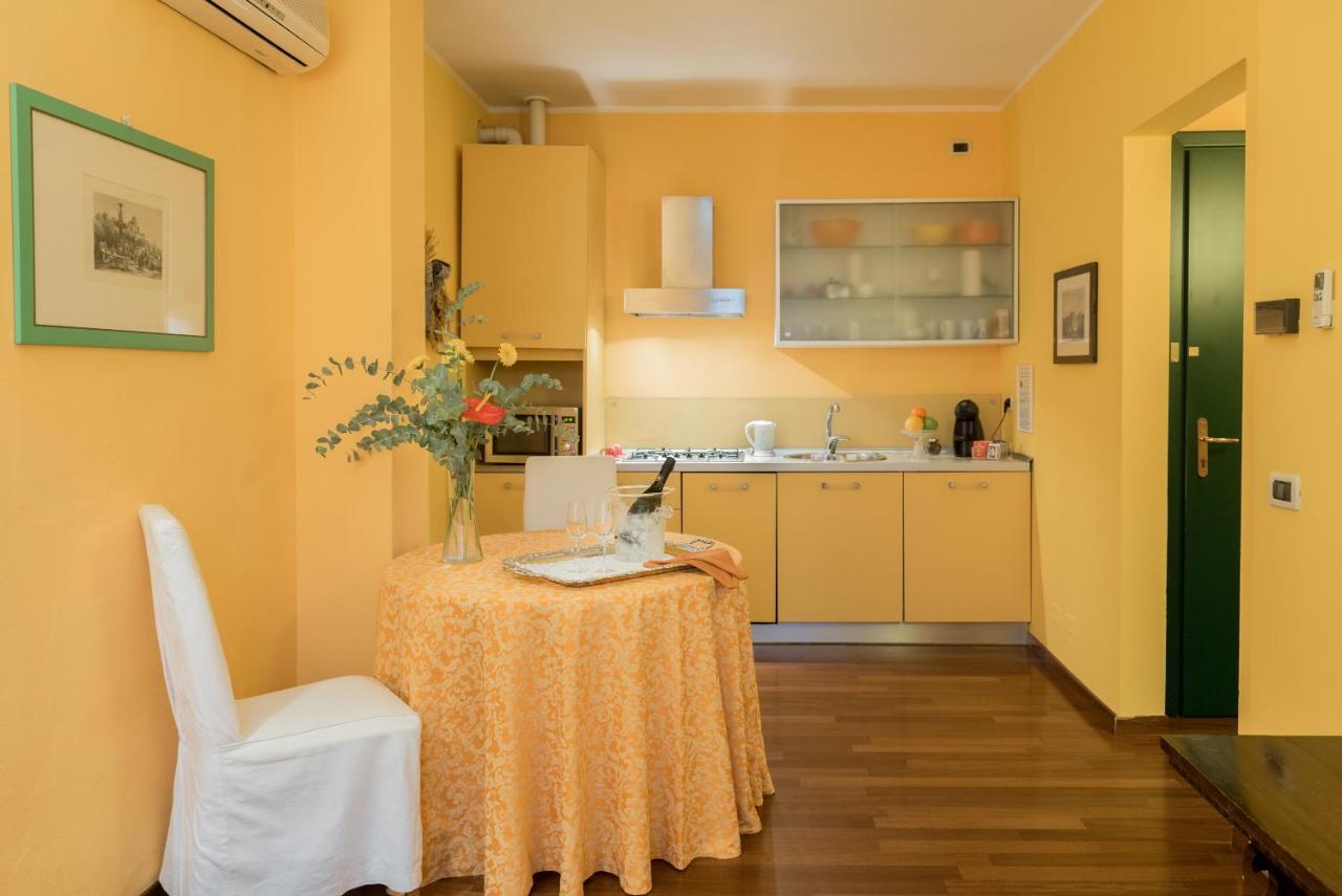Piazza Nova Guest House Феррара Экстерьер фото